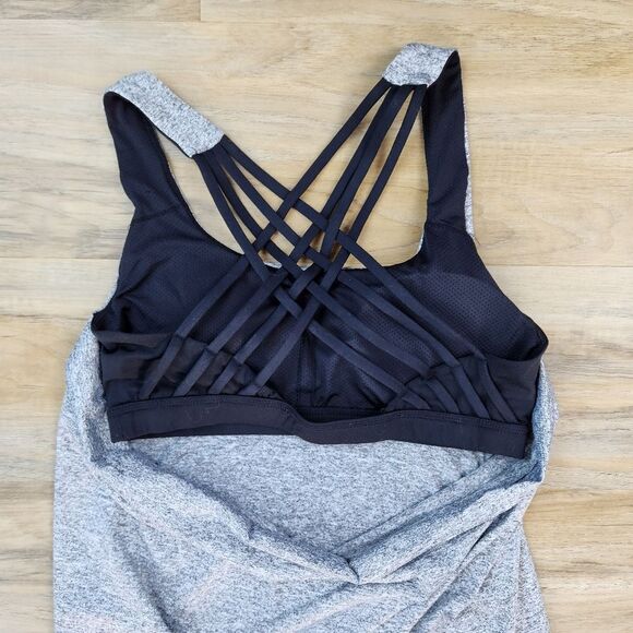 🔥Gray & Black Open Strappy Back Athletic Sleeveless Top Medium - Picture 7 of 10
